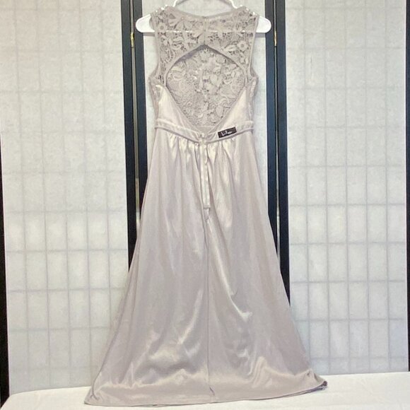 Lulus Formal Gown M Sweetheart Empire Waist Open Back Grey Crochet Bodice - Picture 6 of 11